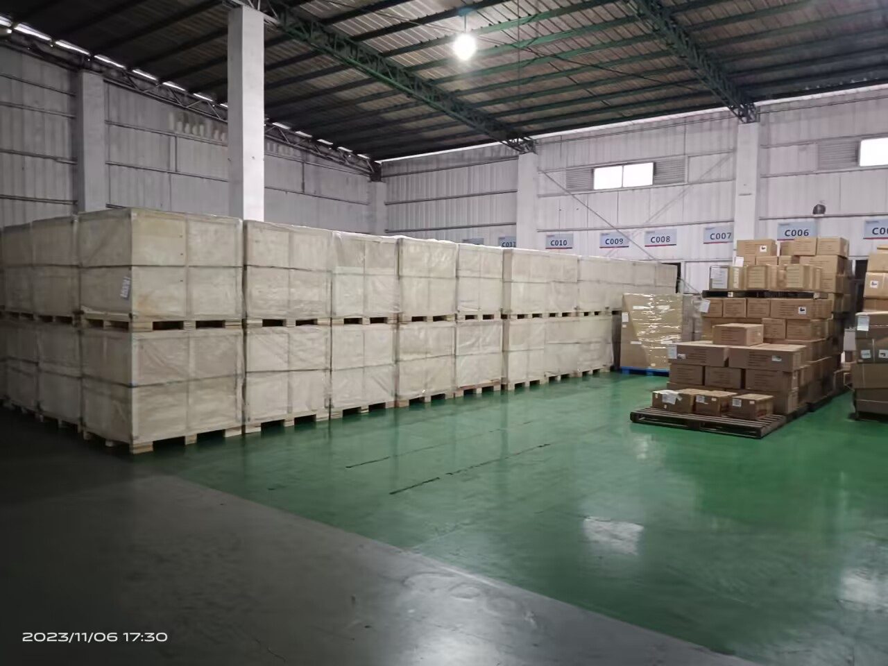 Warehouse facility of Cargo Easy Shipping's trusted warehousing partner in China